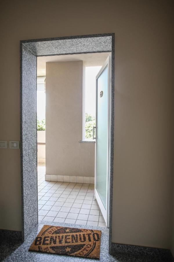 Maison Emozioni Limbiate Luaran gambar